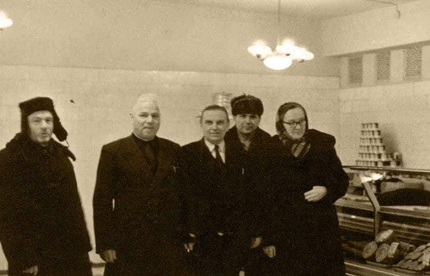 100 фактов о Тайшетском районе. Ветеран советской торговли Александр Третьяков