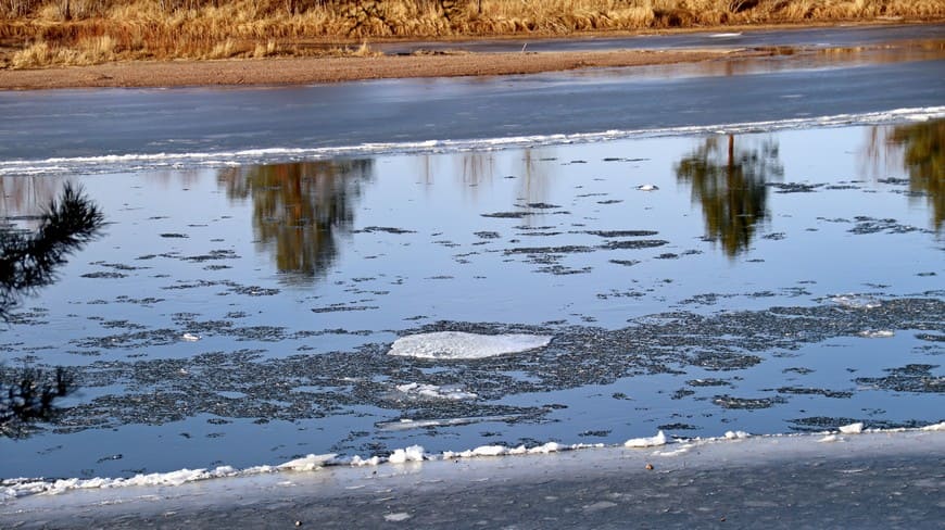 Предзимье на берегу Бирюсы